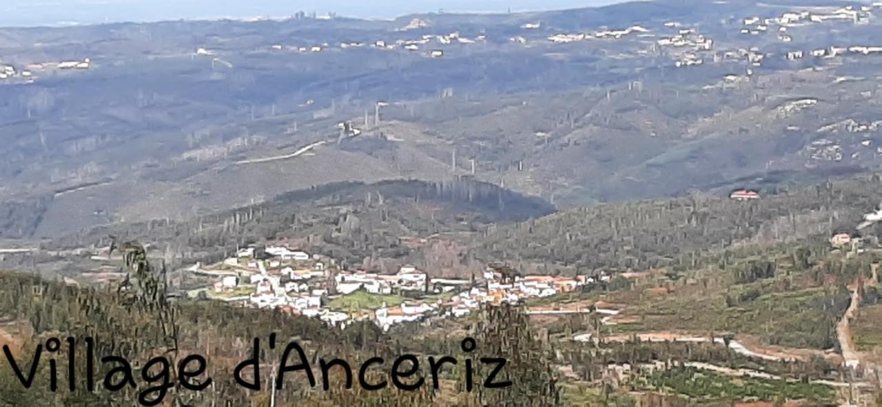 Vila A Casa Francesa Anceriz Exteriér fotografie