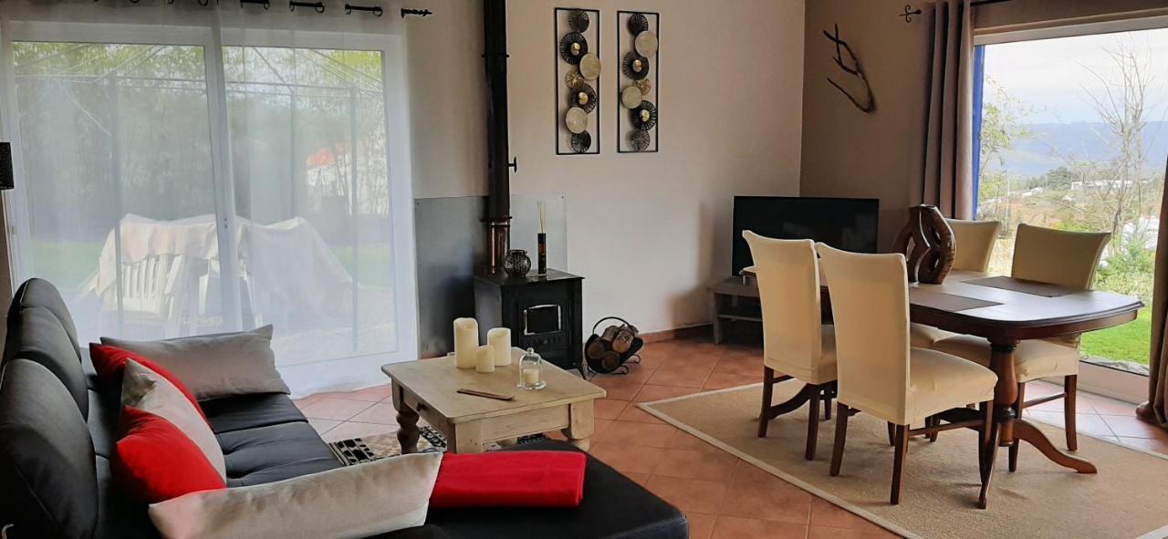 Vila A Casa Francesa Anceriz Exteriér fotografie